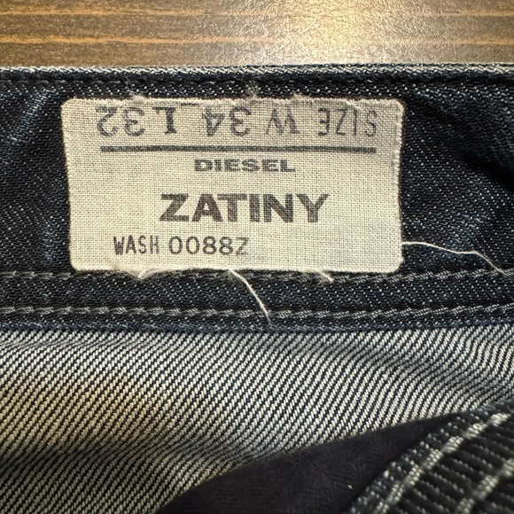 Diesel Jeans Mens W34 L32 Dark Blue Denim Zatiny 0088Z bootcut Button Fly - Picture 2 of 16